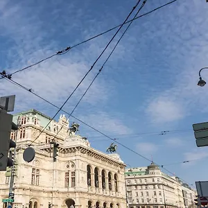 De Luxe Staatsoper Apartment Vienna
